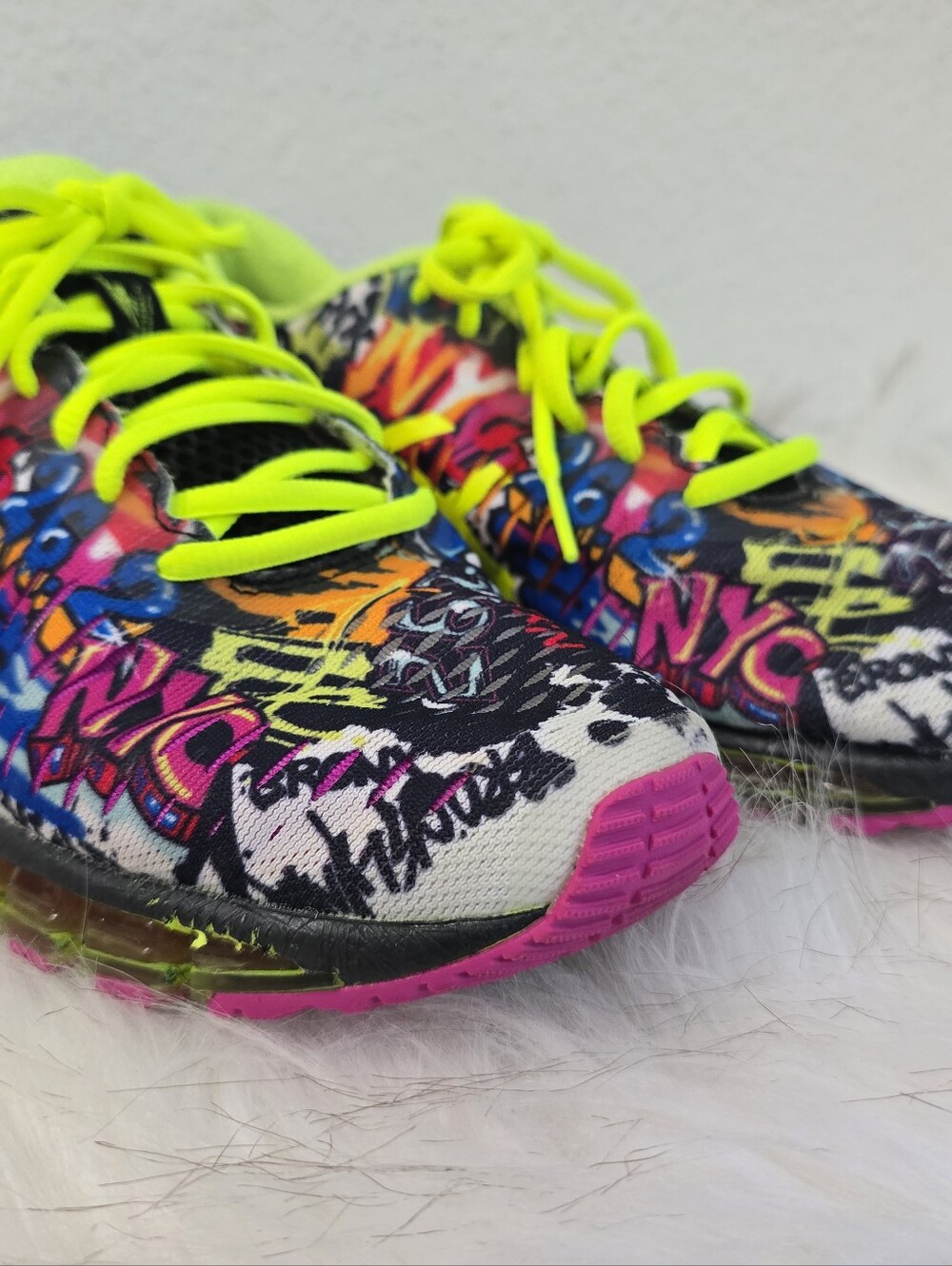 ASICS 2015 New York City Marathon Running Shoes - Picture 2 of 10